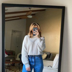 Brandie Melville Crew Neck Sweater
